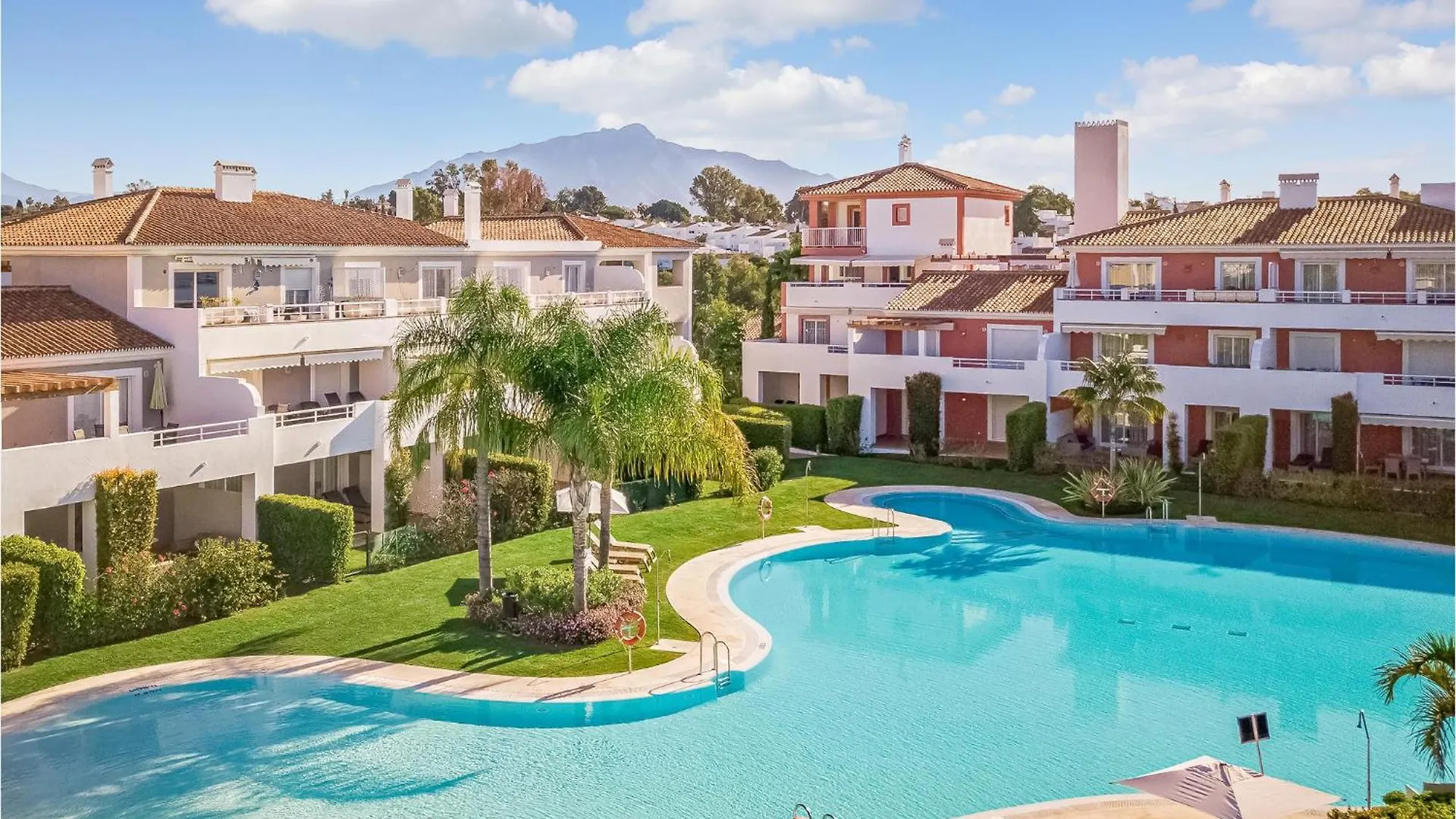 3 Bedroom Beautiful Apartment In Estepona