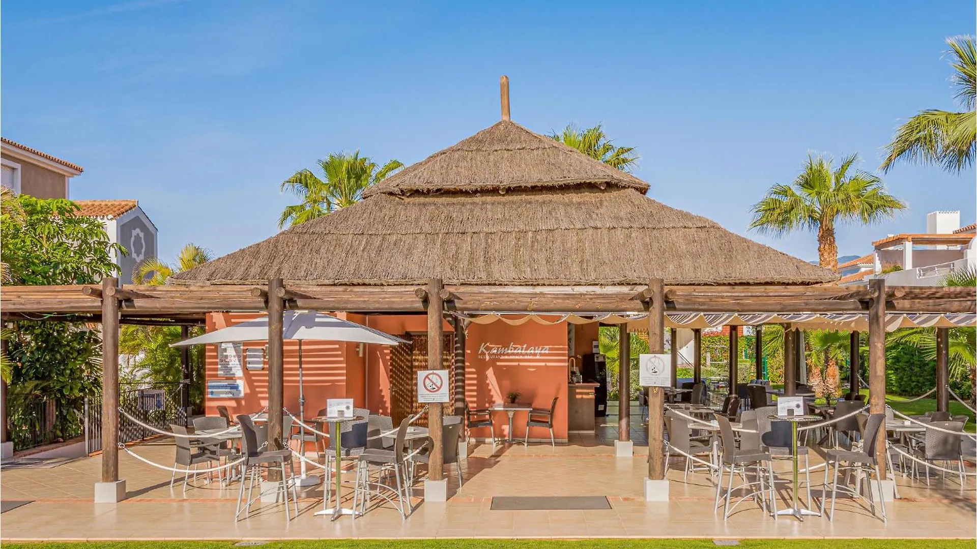 3 Bedroom Beautiful Apartment In Estepona